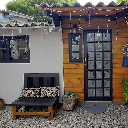 Villacasamarela Mini Casinhas De Hospedes Rio Vermelho Florianópolis Værelse billede