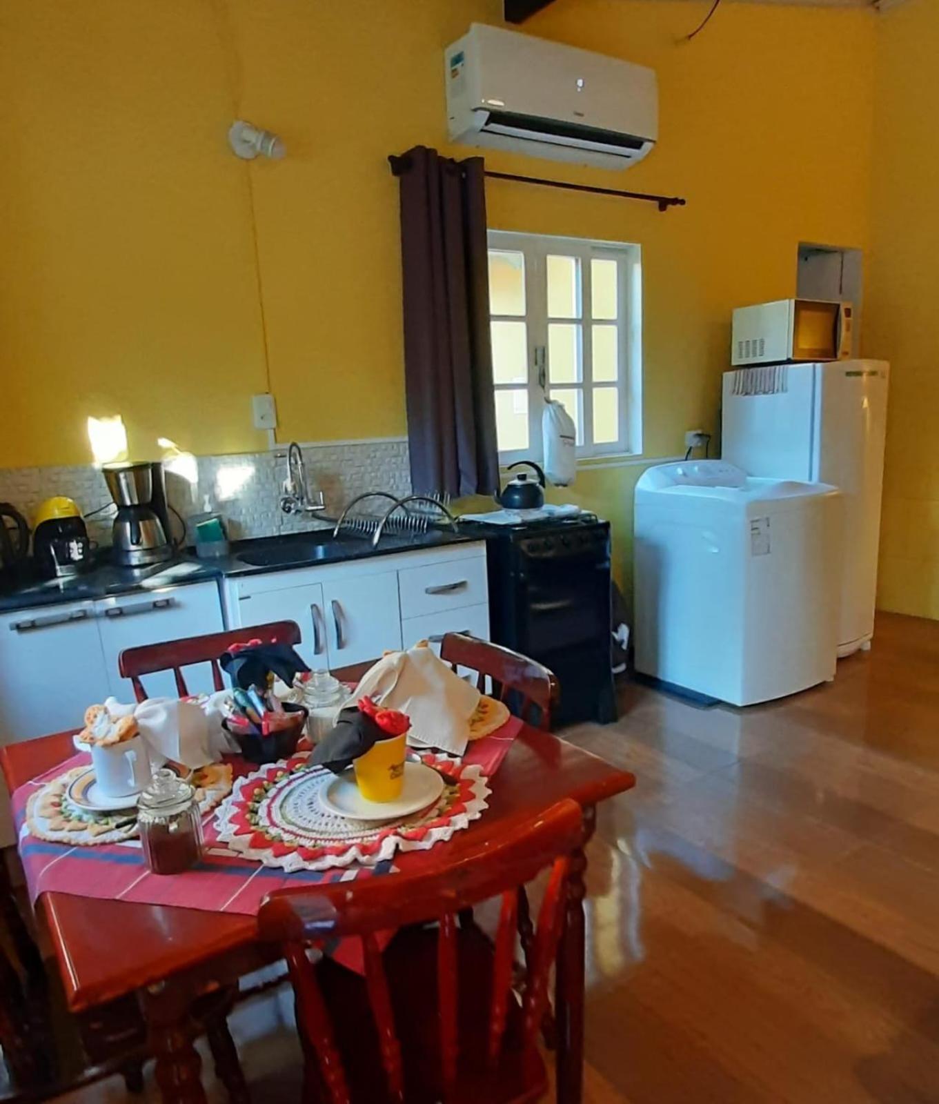 Villacasamarela Mini Casinhas De Hospedes Rio Vermelho Florianópolis Eksteriør billede